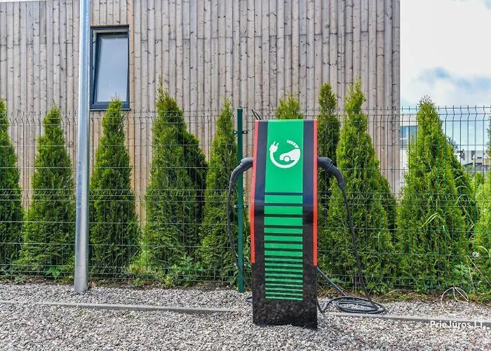 Namas Su Privaciu Baseinu Ir Jacuzzi! Villa *